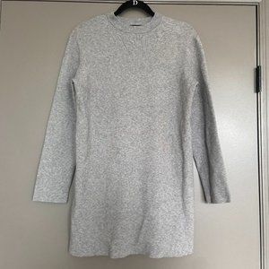 Women's Forever 21 Gray Sweater Size Medium